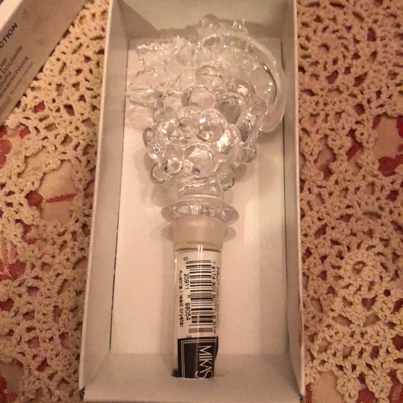 Vintage 1990s Mikasa Austrian Crystal Grape Wine Stopper Fruit Collection, NIB - Picture 7 of 9